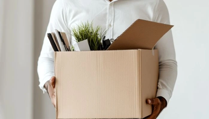 Licenciement contesté : attention, l’action contre la CPAM n’interrompt pas le délai contre l’employeur
